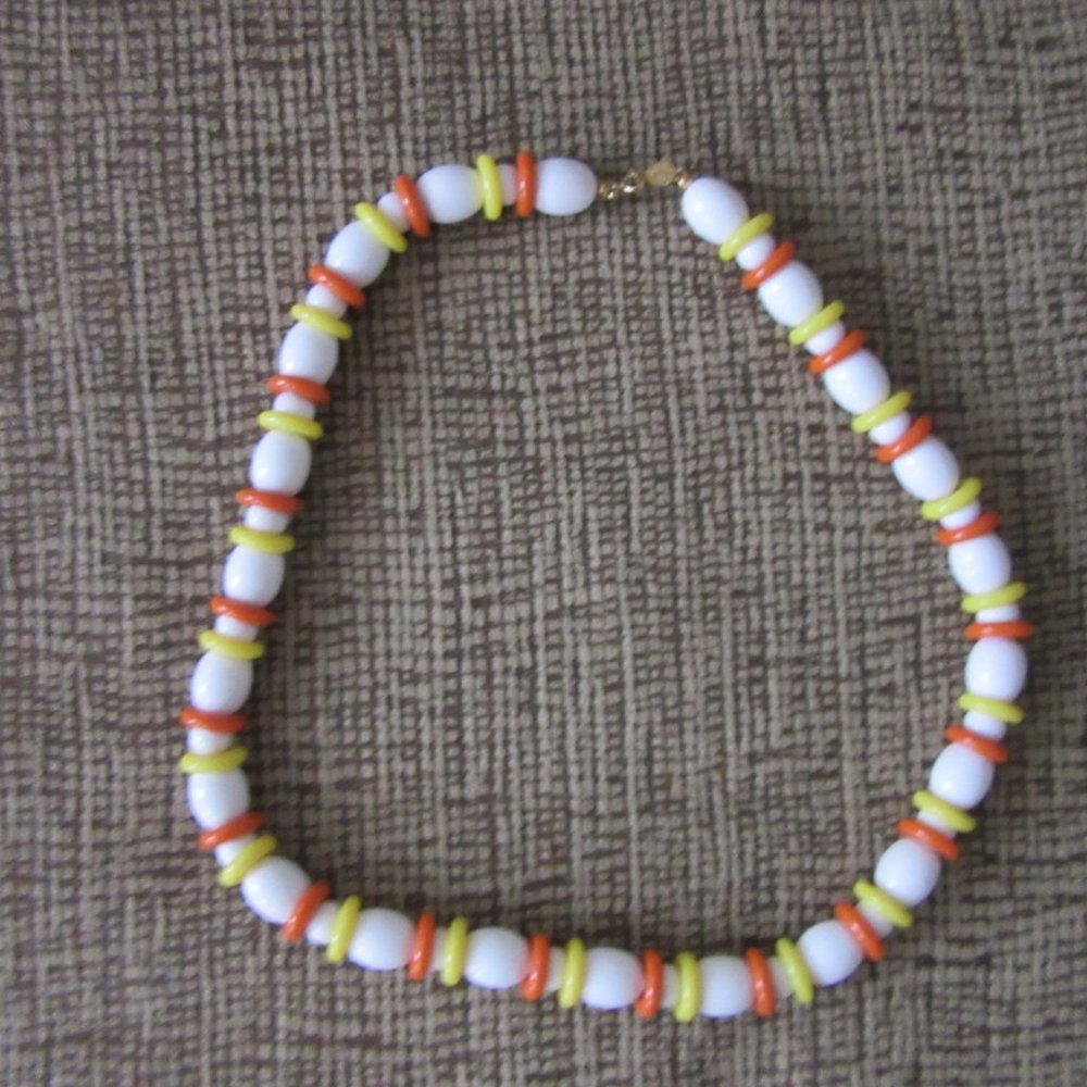 Napier vintage Mod Necklace orange white yellow